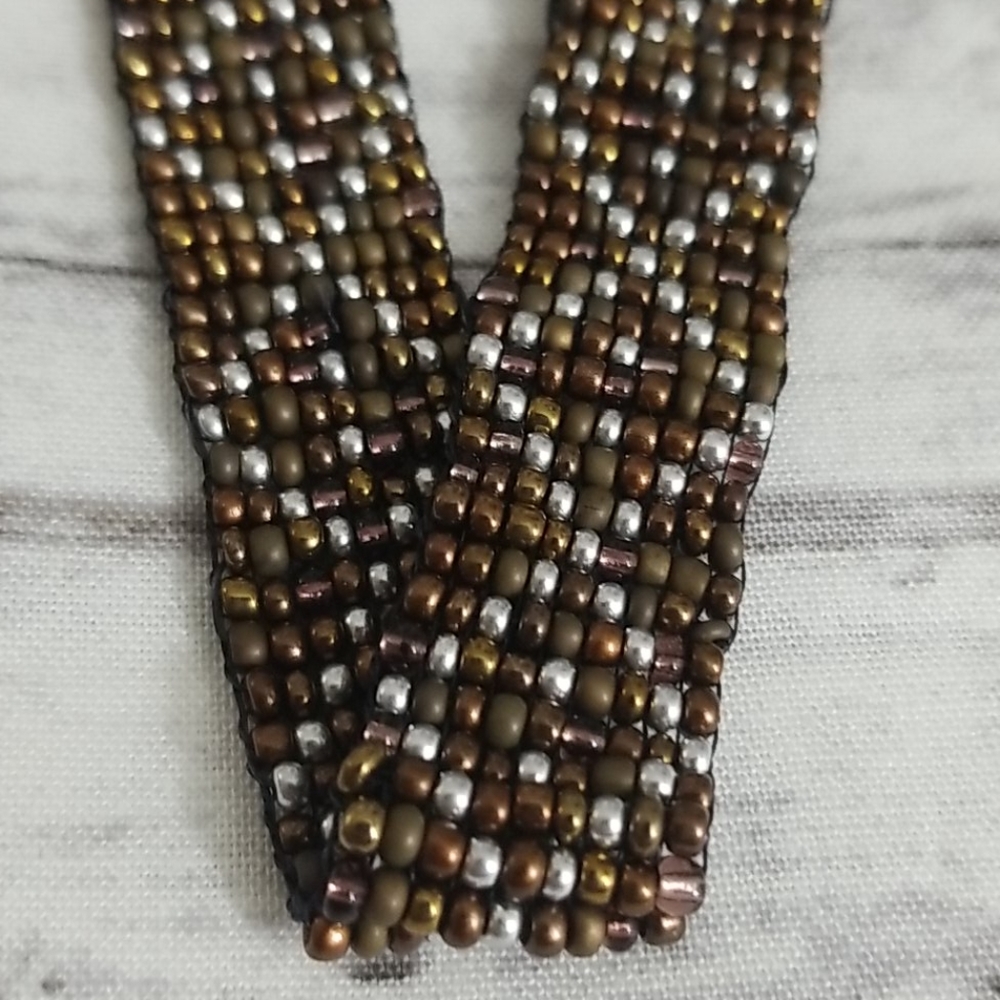 Brown, silver loom beaded bracelet - Picture 3 of 8